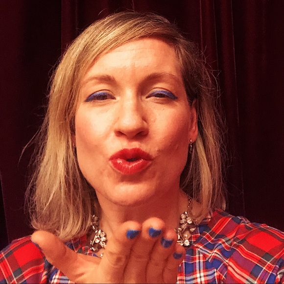 Meet your Posher, Ellyn - Picture 2 of 2